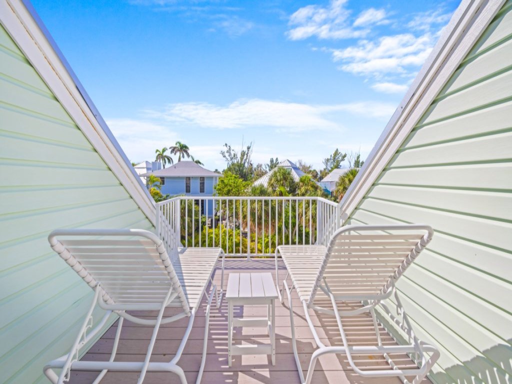 Summer Breeze (Previously Holiday Linn) Vacation Rental in Captiva - RedAwning
