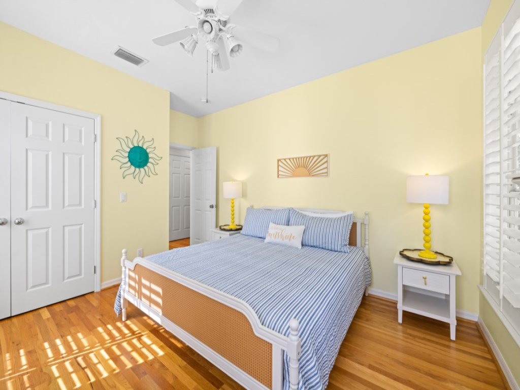 Summer Breeze (Previously Holiday Linn) Vacation Rental in Captiva - RedAwning