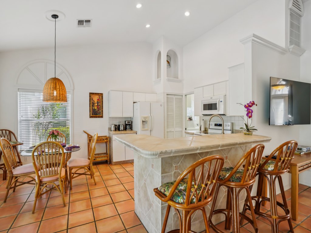 Relaxed Tropical NAPLES Retreat 5 mi to Beach Vacation Rental in Florida - RedAwning