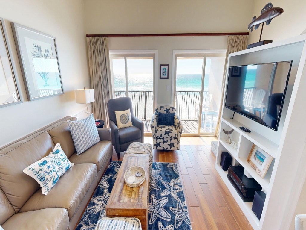 Coral Reef Club 36 Vacation Rental in Destin - RedAwning