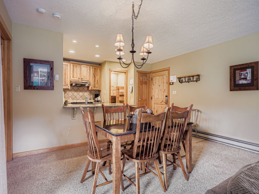 1702 The Willows Vacation Rental in Keystone - RedAwning