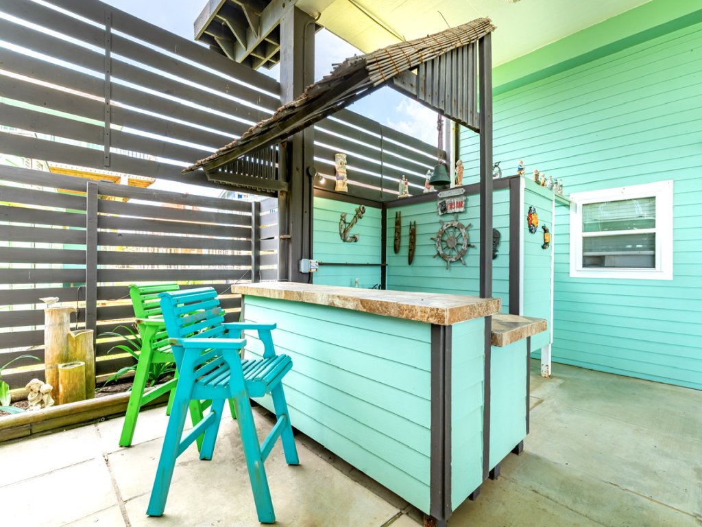 Casa Las Palmas Vacation Rental in Texas - RedAwning