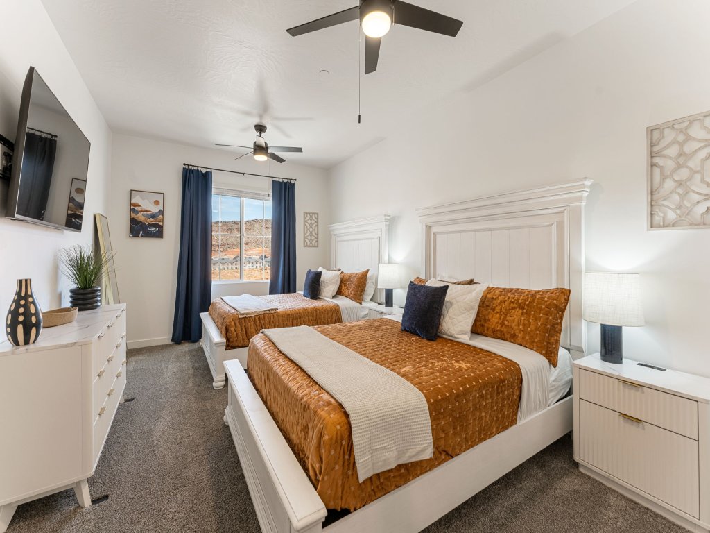 Ripples and Rocks Adventure House Vacation Rental in Utah - RedAwning