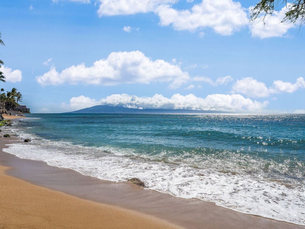 Kuleana 514 Ocean View 1 Bed/1Ba Condo Vacation Rental in Lahaina - RedAwning