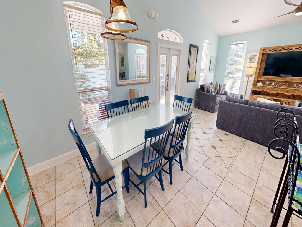 Mango Tango Vacation Rental in Miramar Beach - RedAwning