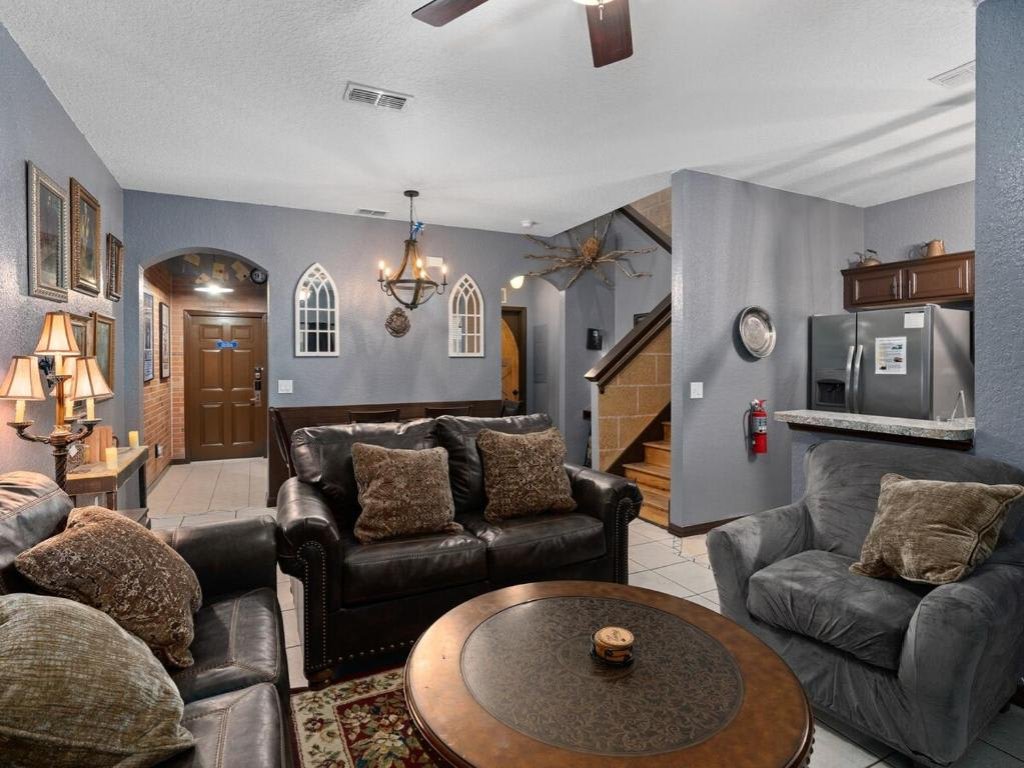 Fully Themed Harry Potter Getaway • Close Disney Vacation Rental in Davenport - RedAwning