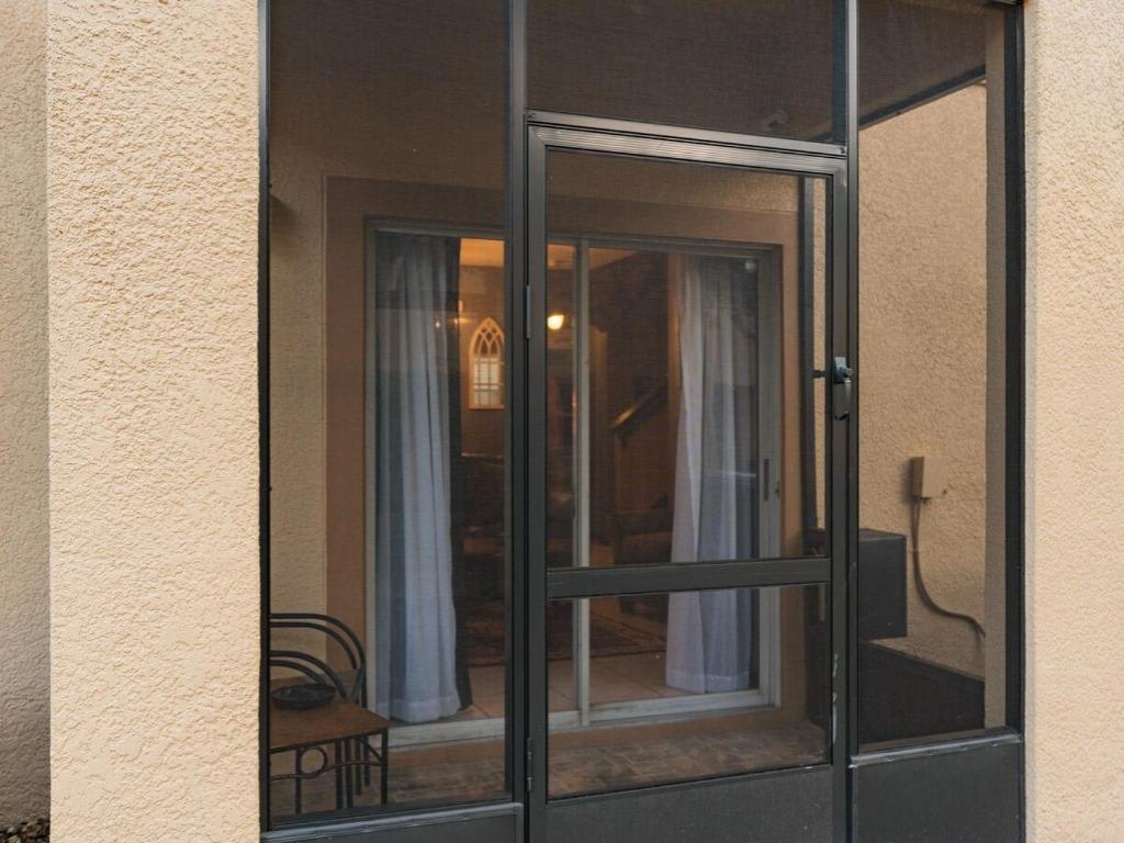 Fully Themed Harry Potter Getaway • Close Disney Vacation Rental in Davenport - RedAwning