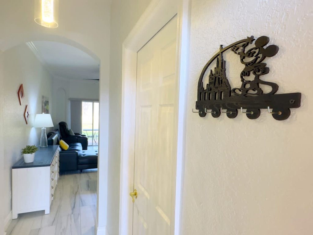 Modern 4BR Home in Regal Palms Resort near Disney Vacation Rental in Davenport - RedAwning