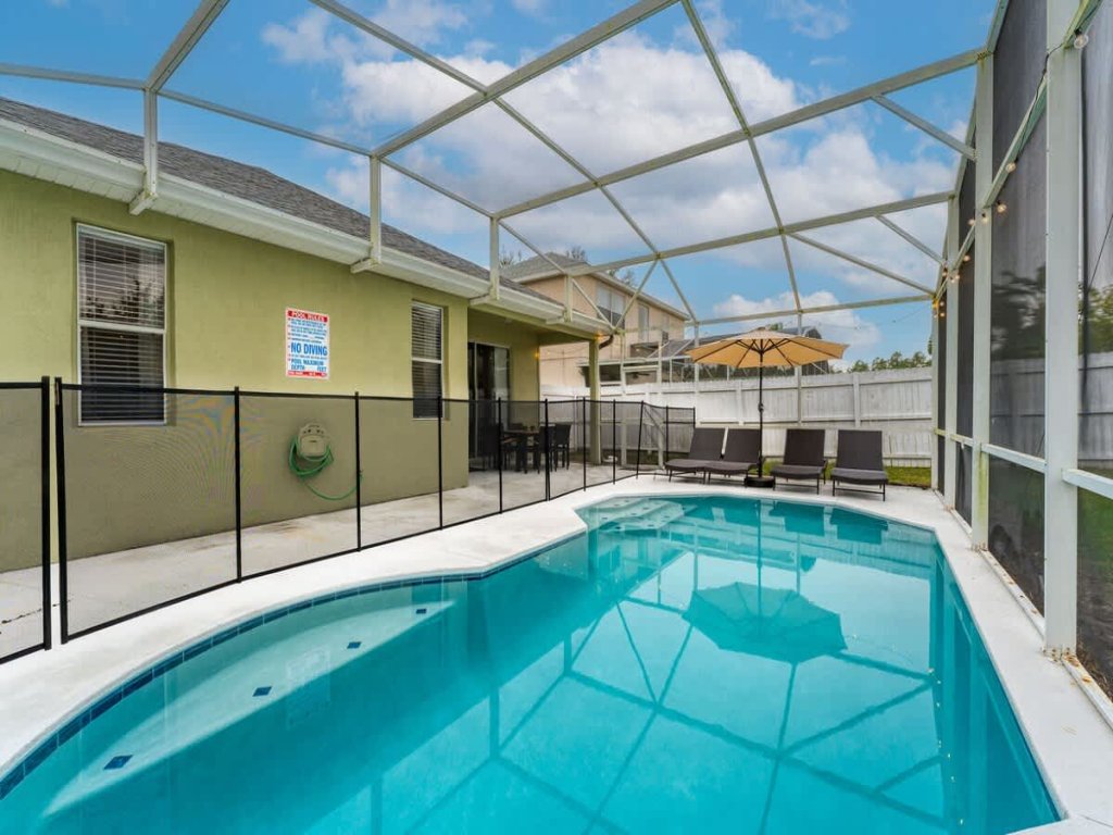 Wildlife Themed Villa 4 Bd Pool Near Disney Vacation Rental in Davenport - RedAwning