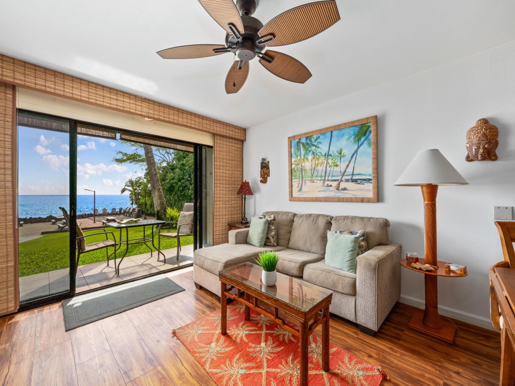 Big Island Kona Isle D3 Vacation Rental in Kailua-Kona - RedAwning