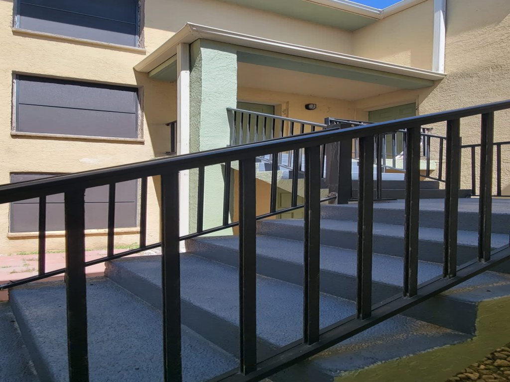 * Pool  * 2 Levels * 2 Patios * Near Beach Vacation Rental in South Padre Island - RedAwning