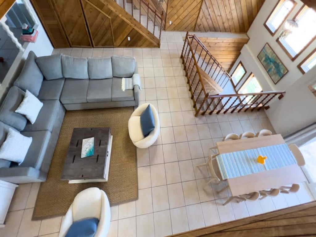 Fun Retro Island Vibe * Sleeps 17 * Beach 1 block Vacation Rental in South Padre Island - RedAwning