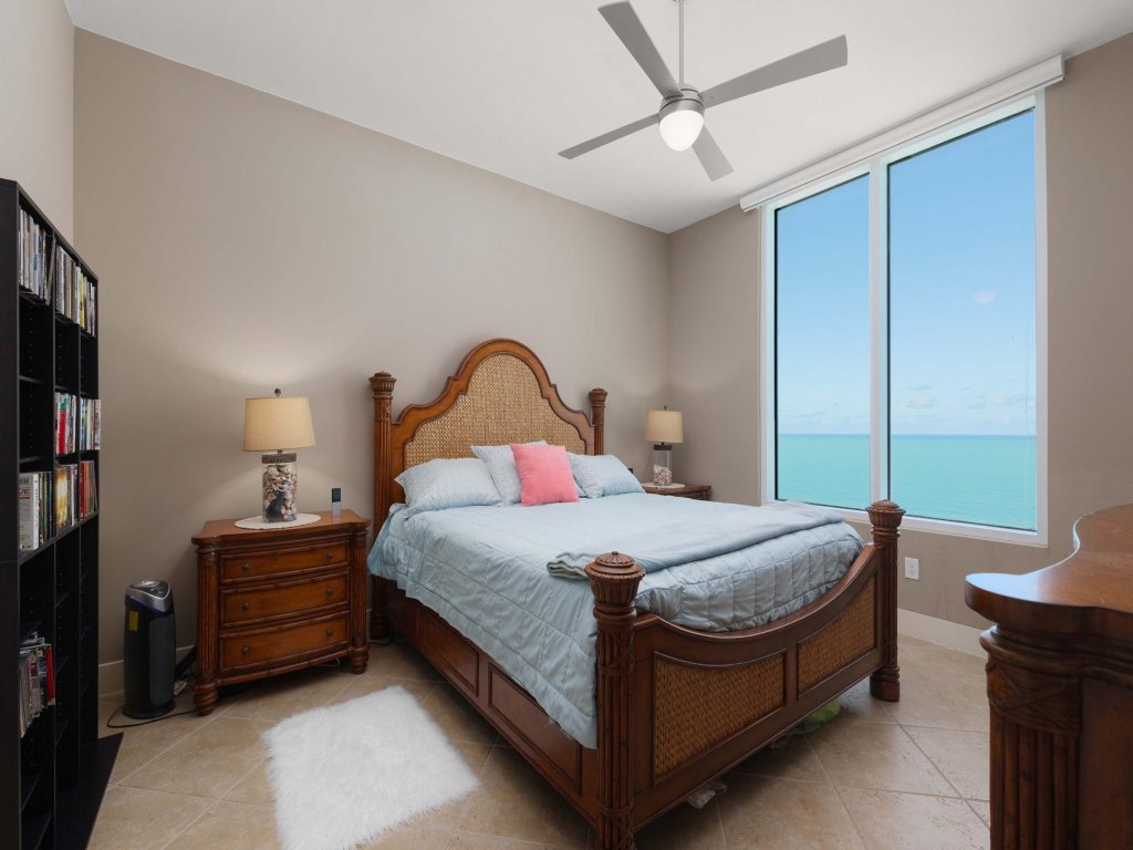 Sapphire Beachfront * 17th Floor Views * Spa Vacation Rental in South Padre Island - RedAwning