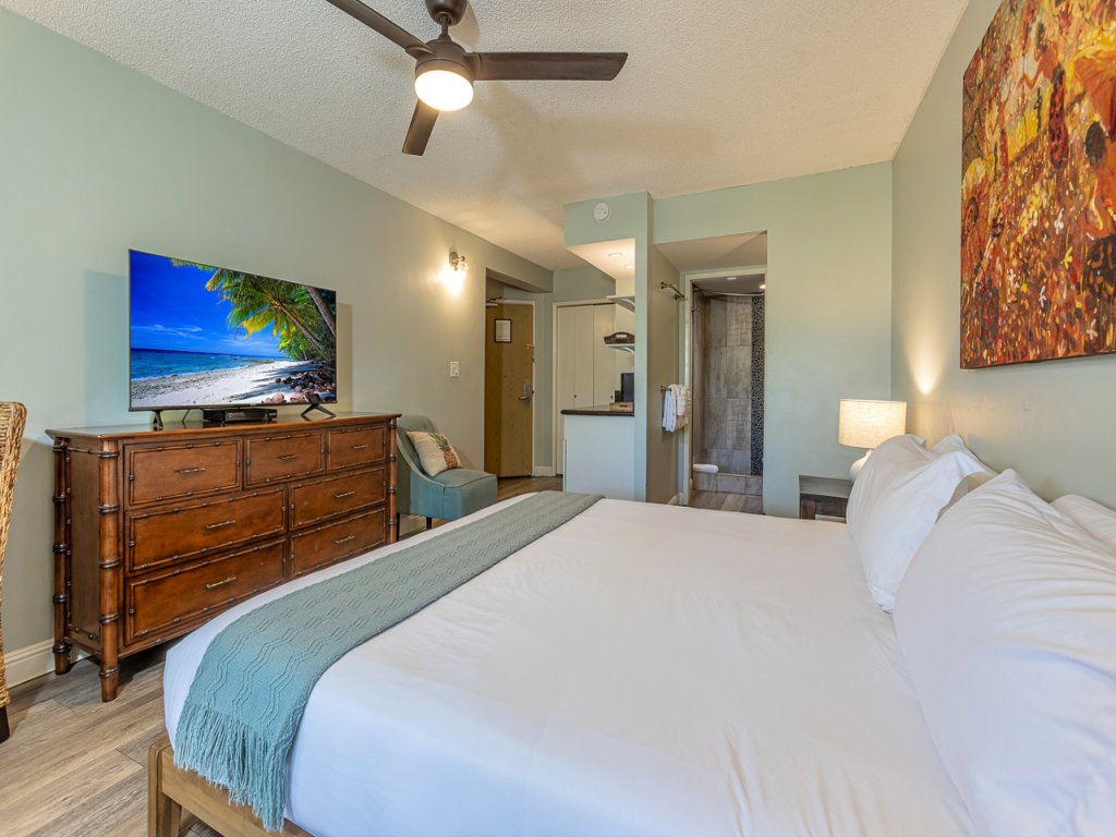Maui Banyan T308 Vacation Rental in Kihei - RedAwning