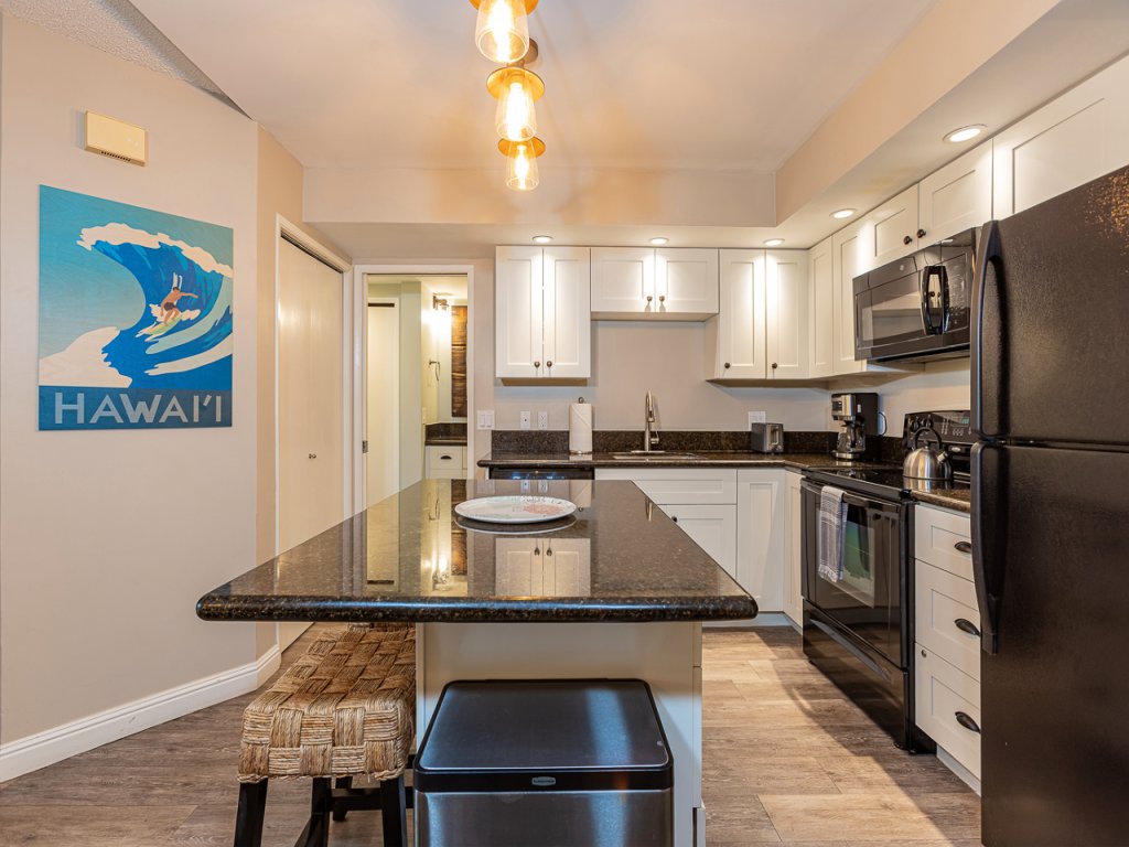 Maui Banyan T308 Vacation Rental in Kihei - RedAwning