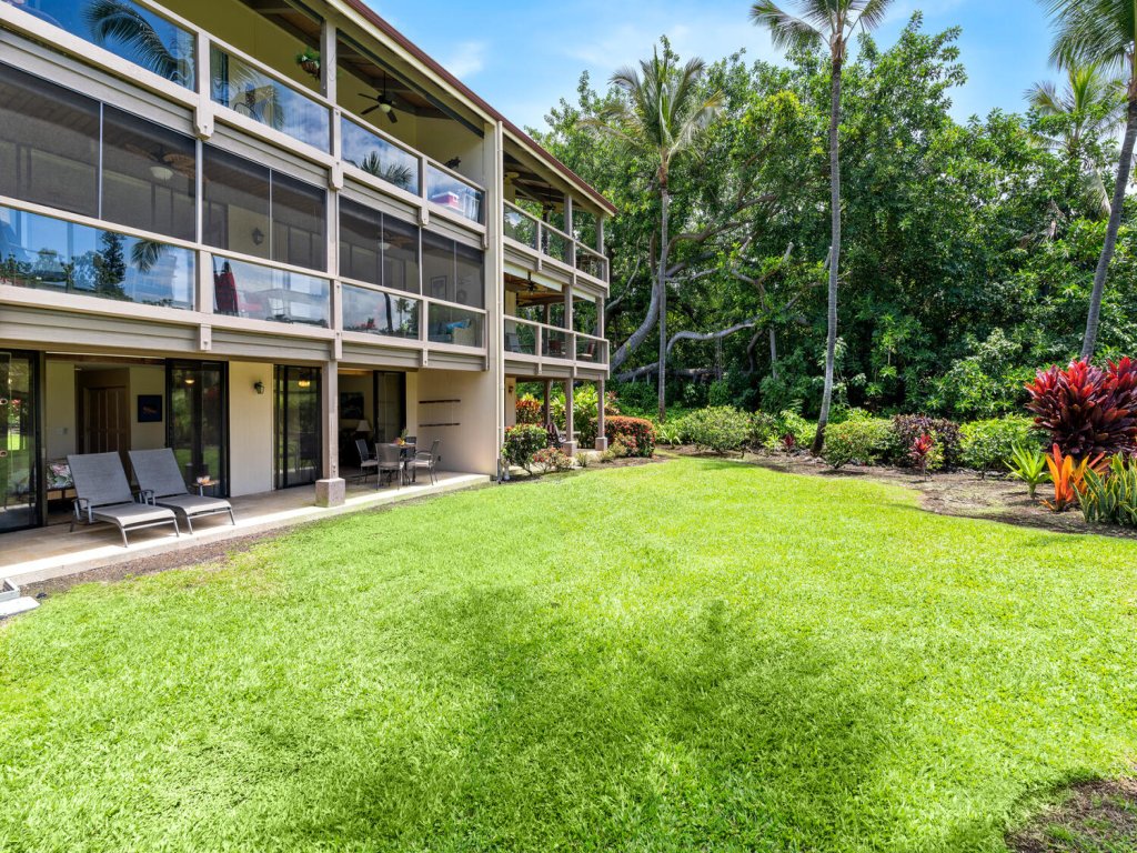 Keauhou Kona Surf & Racquet Club#7-103 Vacation Rental in Kailua Kona - RedAwning