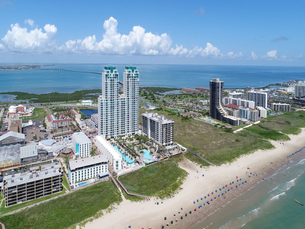 Sapphire Prestigious Luxury * XL Size Vacation Rental in South Padre Island - RedAwning