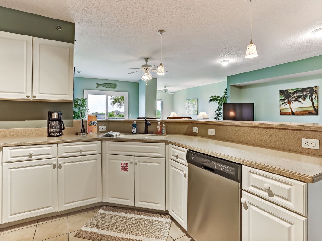 Cozy Beachfront 1BR w/ Stunning Views Vacation Rental in Florida - RedAwning