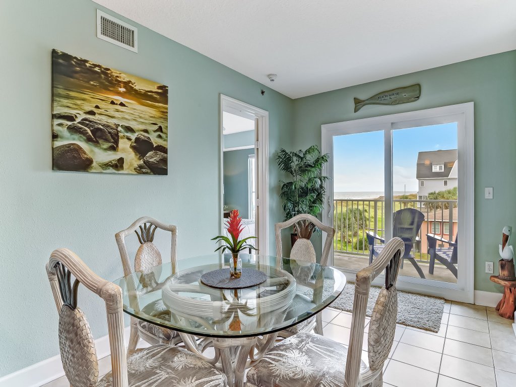 Cozy Beachfront 1BR w/ Stunning Views Vacation Rental in Florida - RedAwning