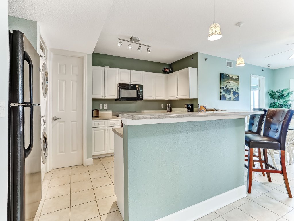 Cozy Beachfront 1BR w/ Stunning Views Vacation Rental in Florida - RedAwning