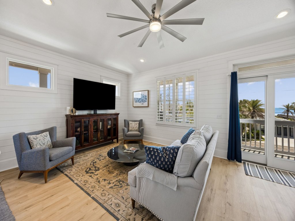 Private Pool and Hot Tub | Fernandina Beach Retreat Vacation Rental in Fernandina Beach - RedAwning