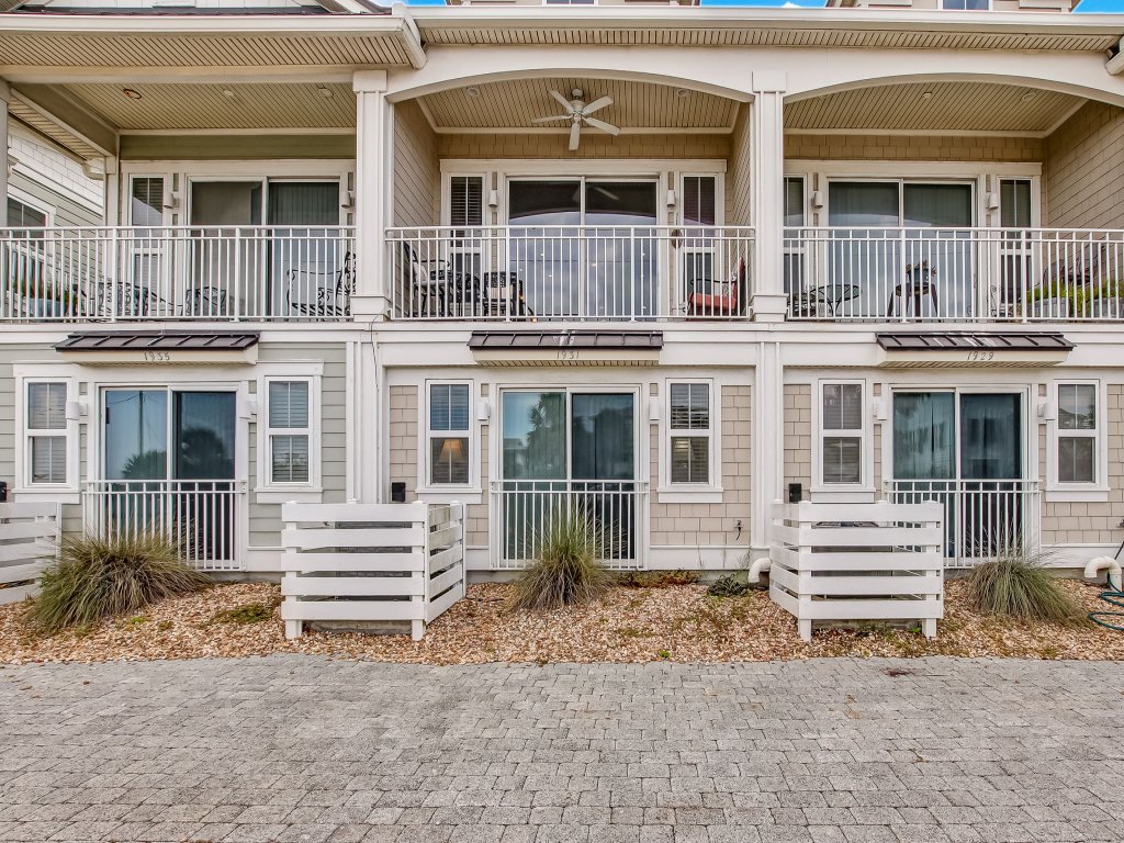 Haven across the Ocean - Pet Friendly | 1931 S Fletcher Vacation Rental in Florida - RedAwning