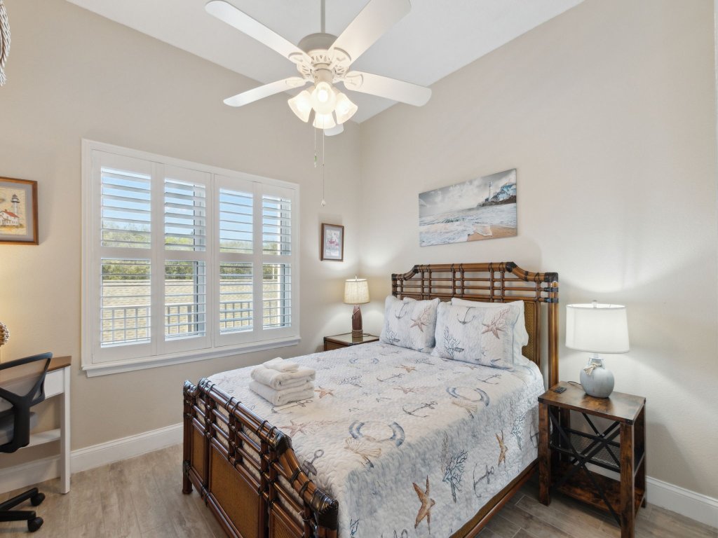 Spacious 3BR Condo by The Beach | Ocean Park - 106 Vacation Rental in Fernandina Beach - RedAwning