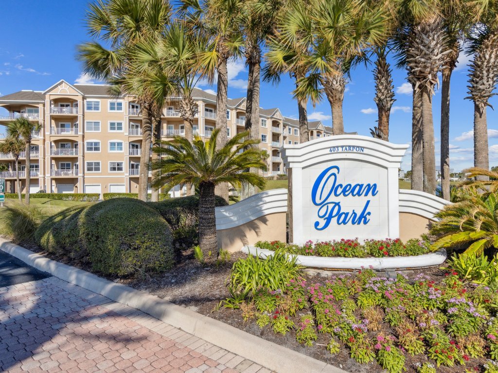 Spacious 3BR Condo by The Beach | Ocean Park - 106 Vacation Rental in Fernandina Beach - RedAwning