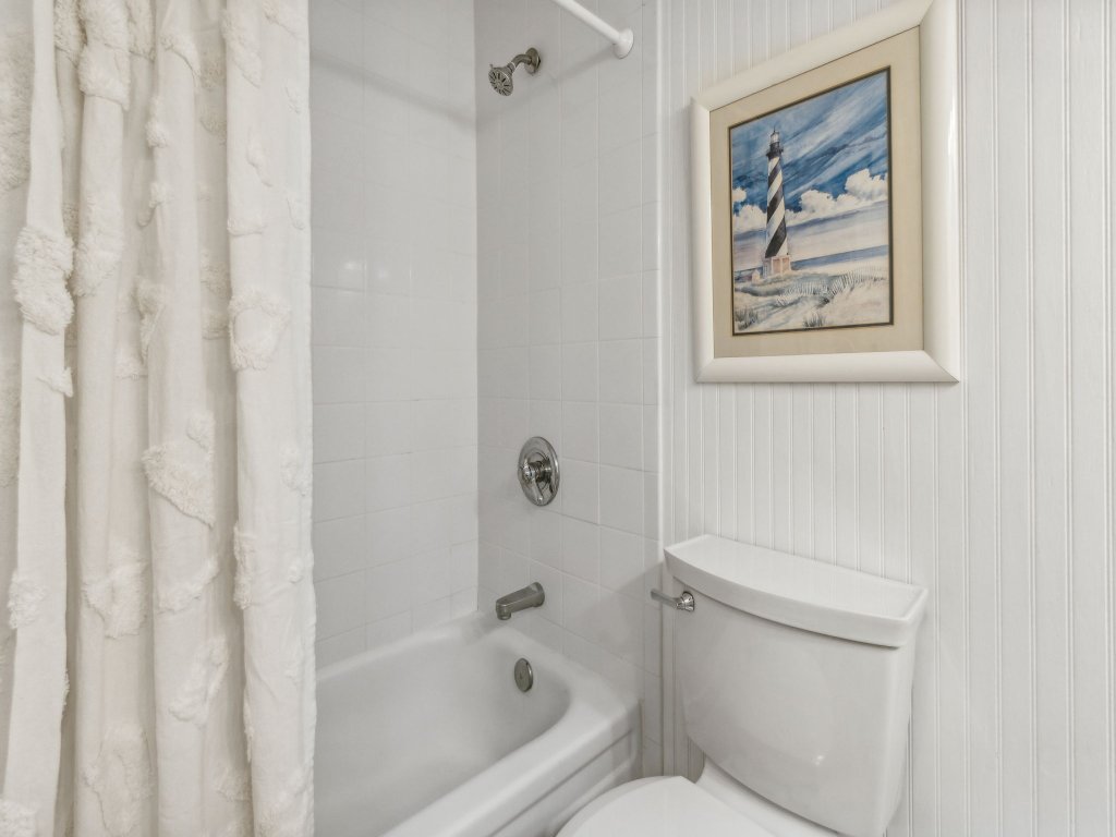 Sunlit Paradise in Amelia Island | 3BR Beachfront Home Vacation Rental in Fernandina Beach - RedAwning