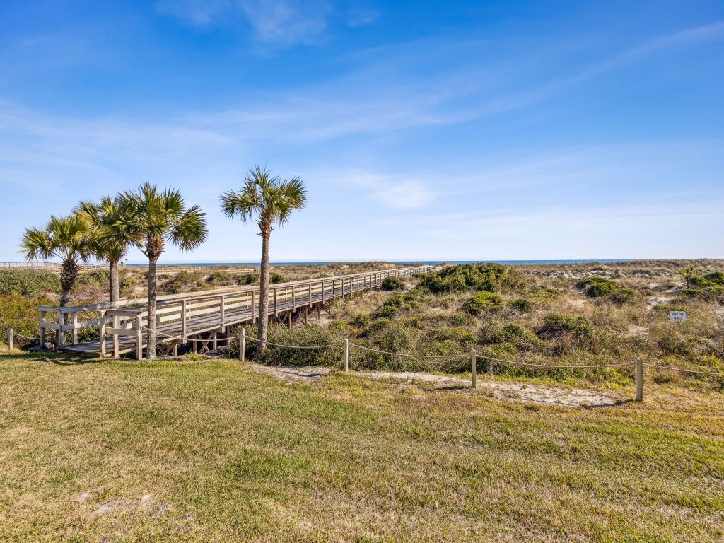 Sunlit Paradise in Amelia Island | 3BR Beachfront Home Vacation Rental in Fernandina Beach - RedAwning