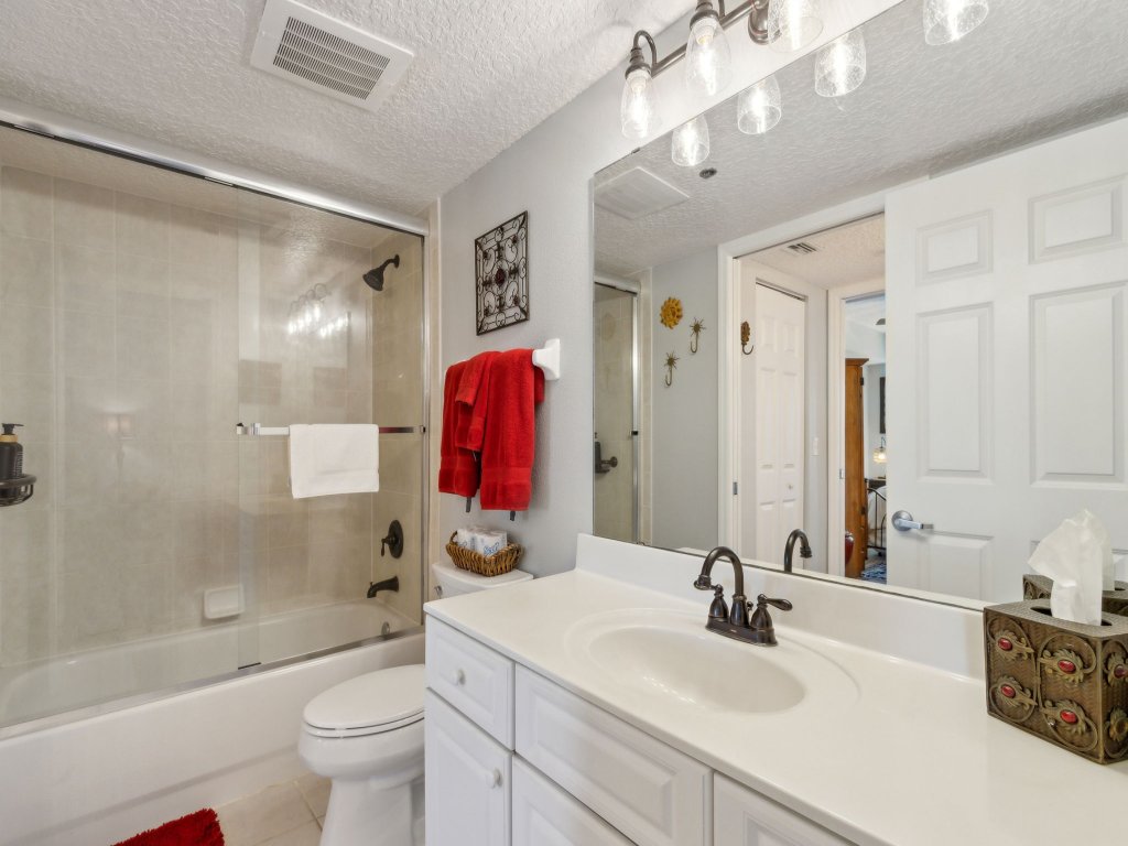 Vintage Ocean View Paradise - 1BR - Beachfront Vacation Rental in Fernandina Beach - RedAwning