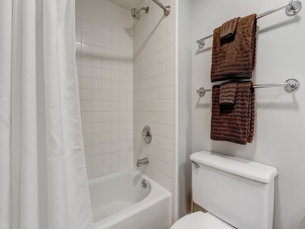 Pet Friendly 2 Bedroom Villa w/ Pool - Captain's Court Vacation Rental in Florida - RedAwning
