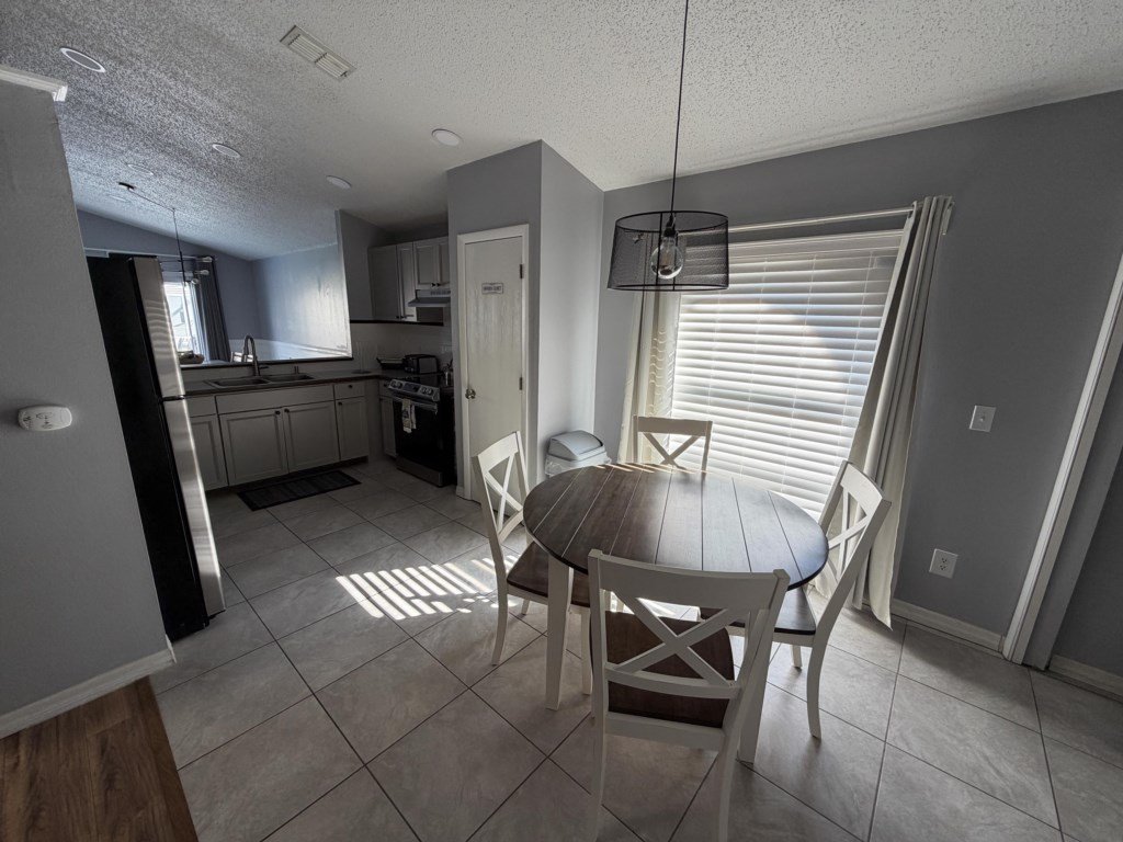 Beach Bums Villa Vacation Rental in Davenport - RedAwning