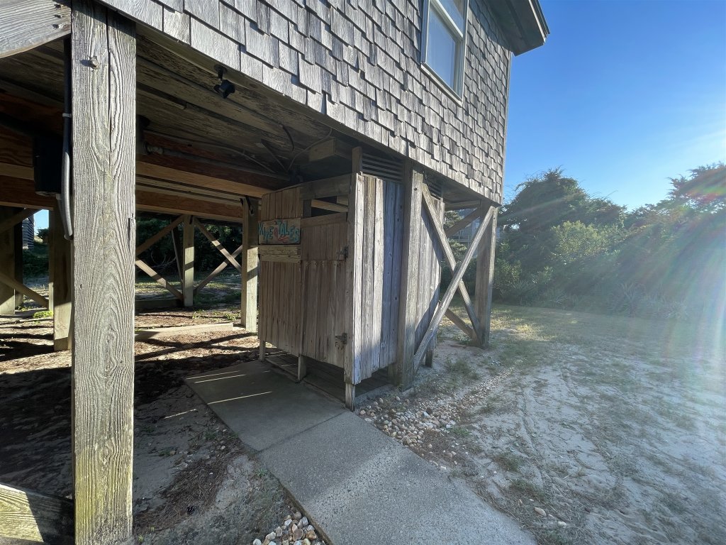 CHASING SUNSETS Vacation Rental in Hatteras - RedAwning