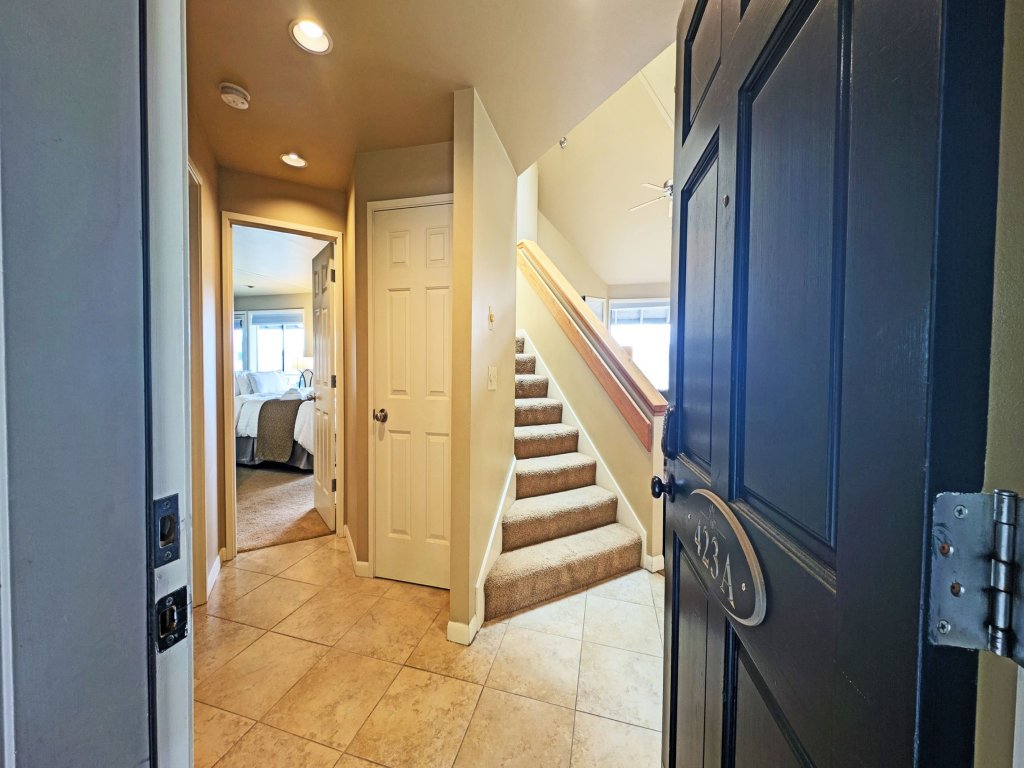 River Ridge 423AB Vacation Rental in Bend - RedAwning