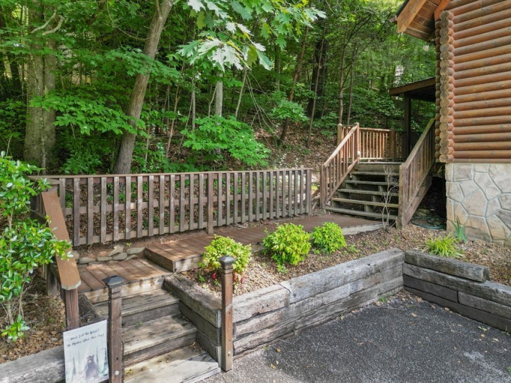 ER25 - Country Days Vacation Rental in Pigeon Forge - RedAwning