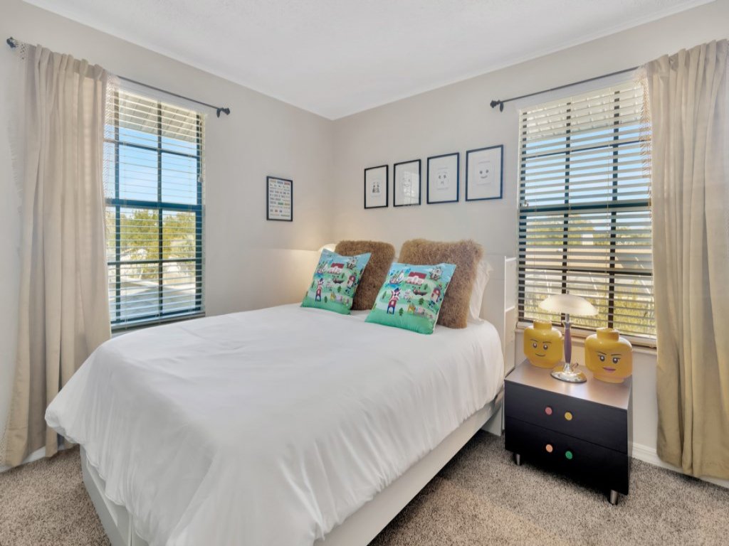 Villa Valentino Luxury 8BR Villa with Heated Pool Vacation Rental in Palm Harbor - RedAwning