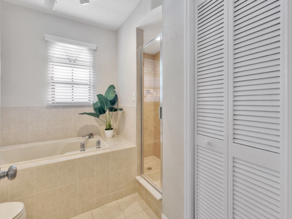 Villa Valentino Luxury 8BR Villa with Heated Pool Vacation Rental in Palm Harbor - RedAwning