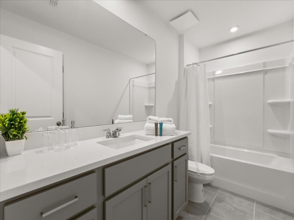 9 BEDS | 6/5BATHS Mario GameRoom MovieTheater 2304 Vacation Rental in Kissimmee - RedAwning