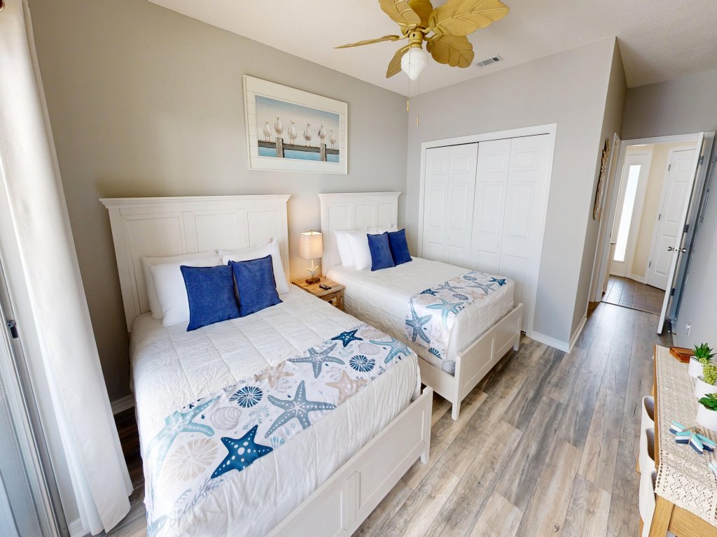 Sandpiper Cove 9222 Vacation Rental in Destin - RedAwning