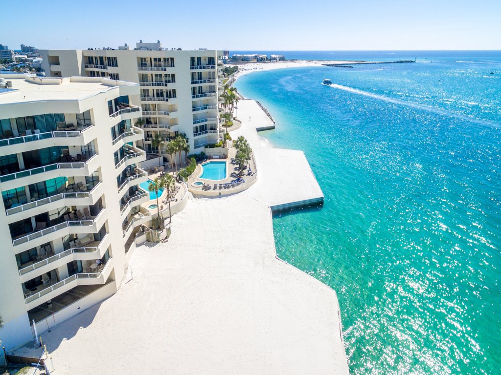 East Pass Towers 602 Vacation Rental in Destin - RedAwning