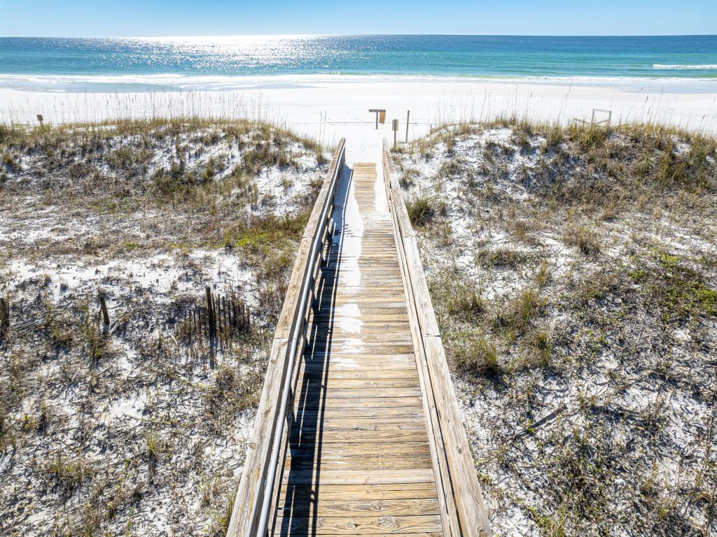 Mainsail 143 Vacation Rental in Miramar Beach - RedAwning