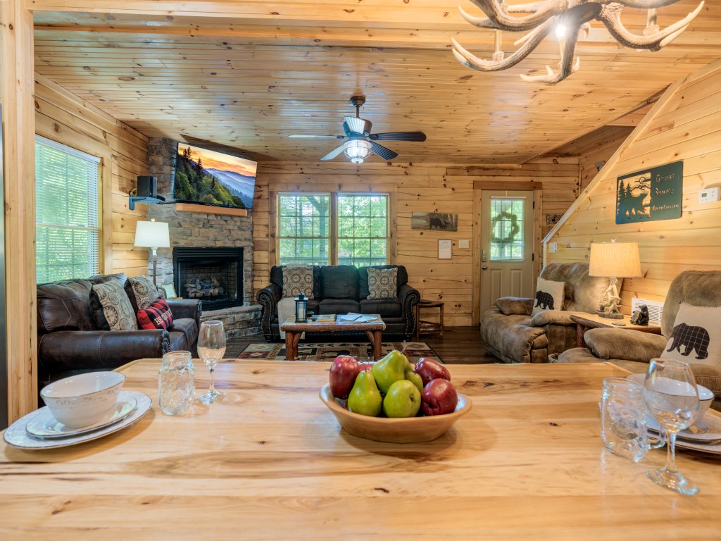 Black Bear Retreat 2 beds! Vacation Rental in Gatlinburg - RedAwning