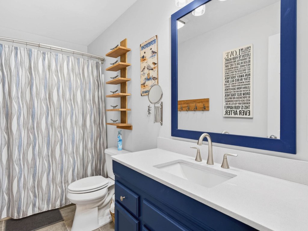 Island Time / 231 Lois Ave Vacation Rental in Holden Beach - RedAwning