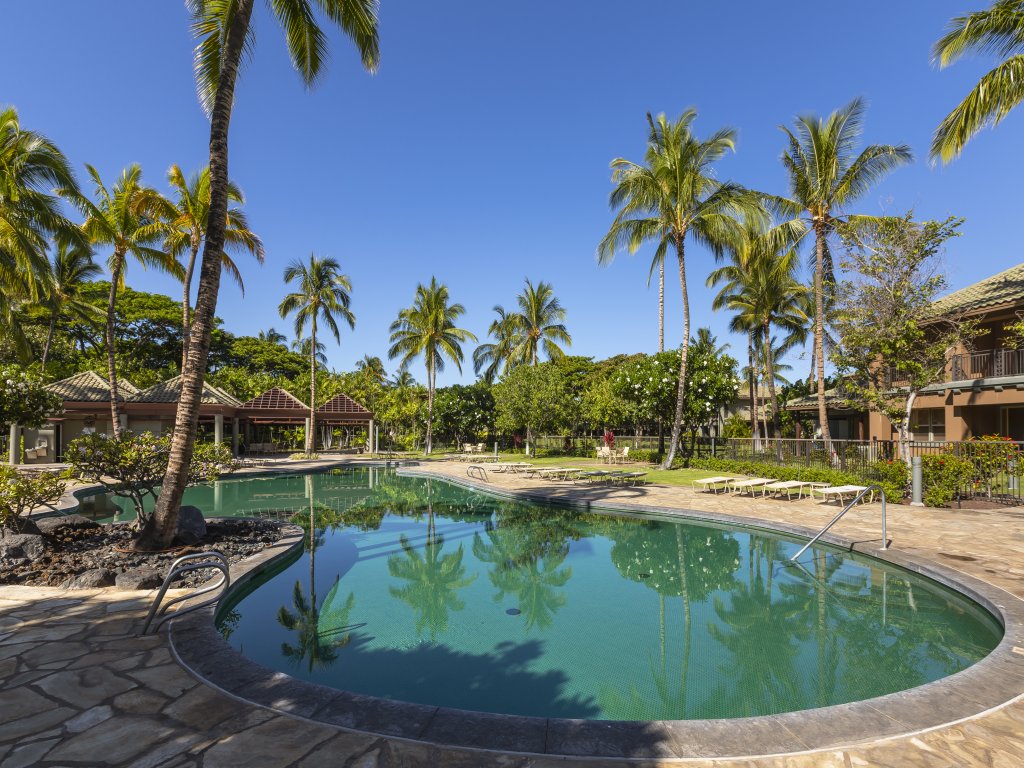 Fairways Mauna Lani 1406 Vacation Rental in Kamuela - RedAwning