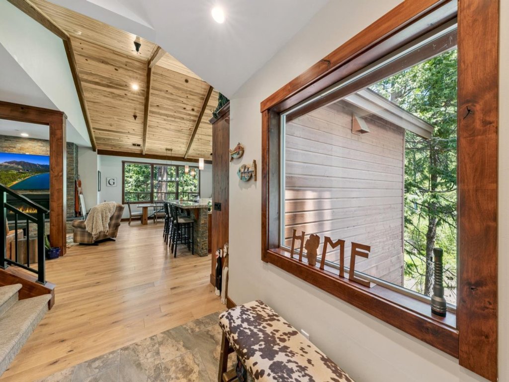 3717 Regina Road Vacation Rental in California - RedAwning