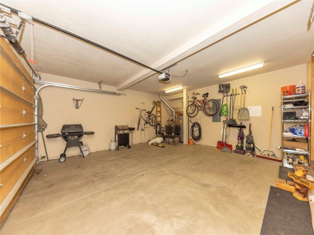 24 Autumn Brook Vacation Rental in Dillon - RedAwning