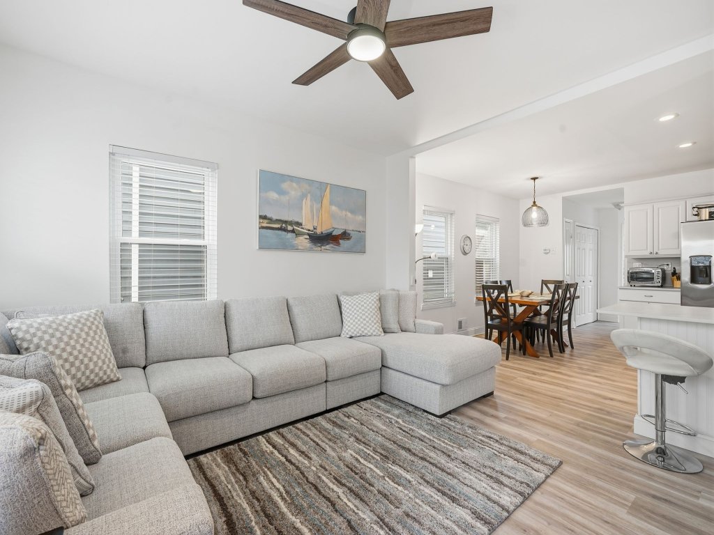 Sea Bright Gem Steps to Beach and Parking Vacation Rental in New Jersey - RedAwning