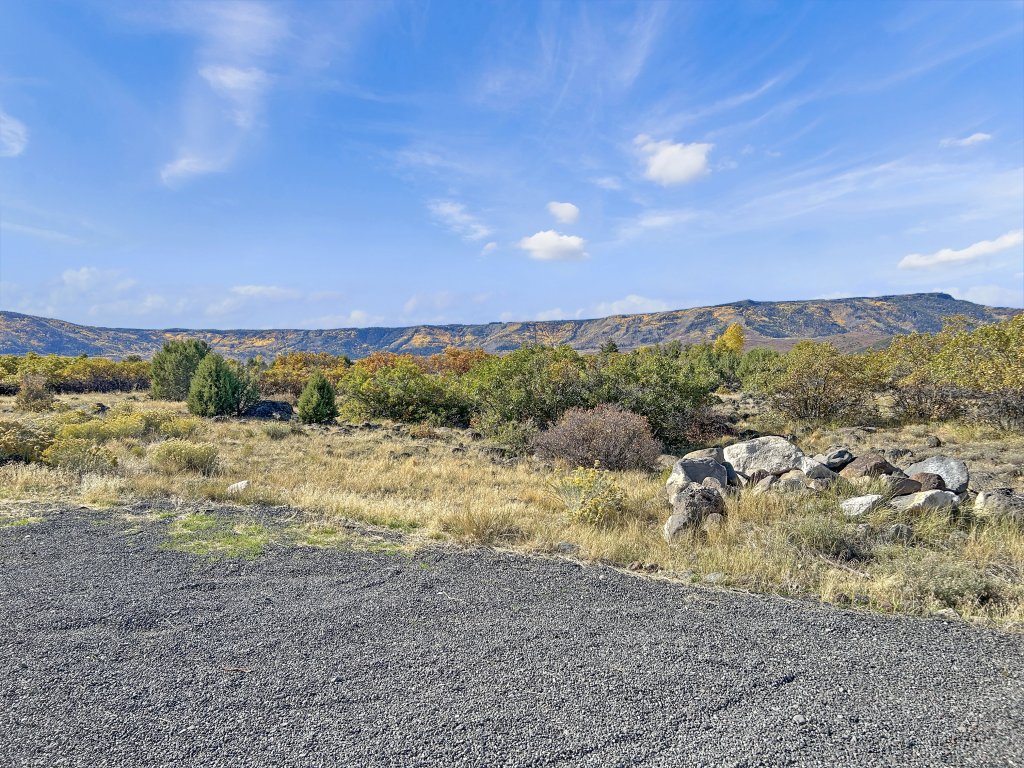 Lone Eagle Haven Vacation Rental in Colorado - RedAwning