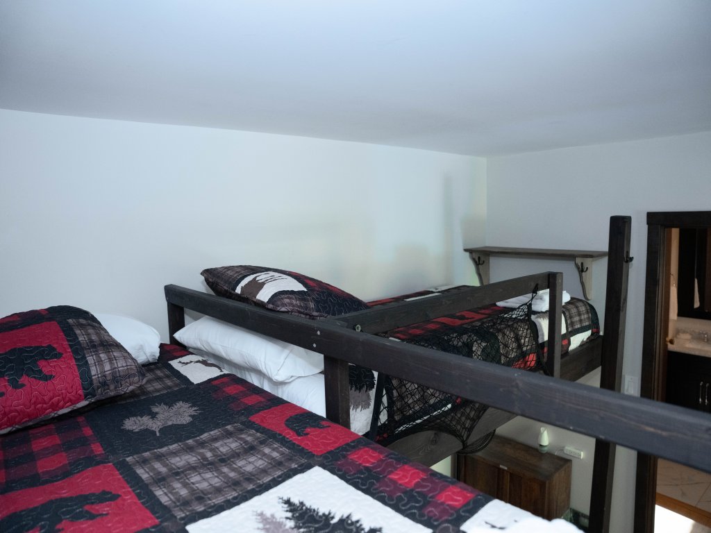 Blue Haven Vacation Rental in Killington - RedAwning